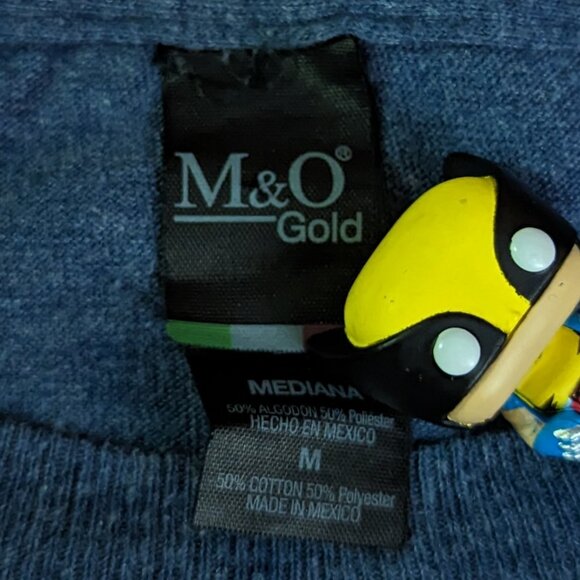 HOOKED - Picture 3 of 3